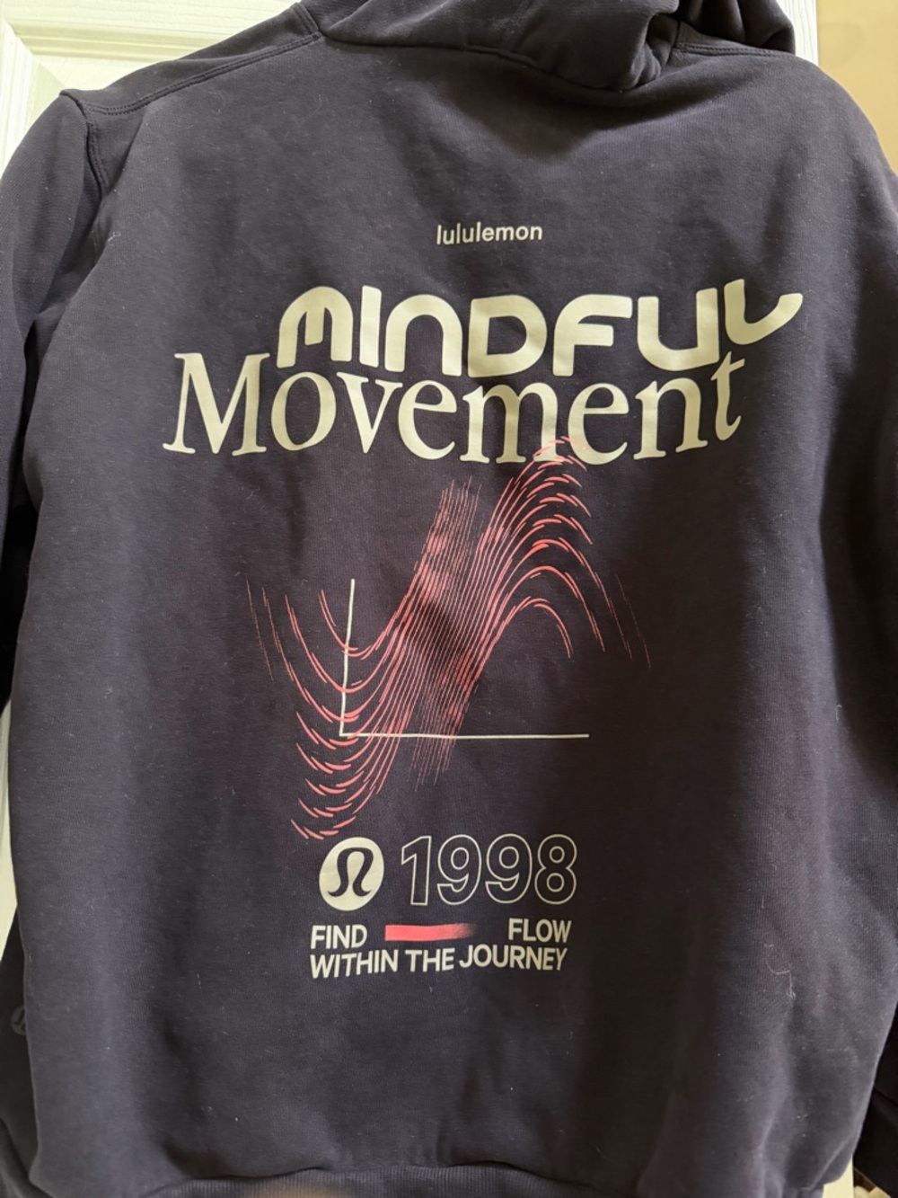 Lululemon "Mindful Movement" Graphic Black Hoodie Sweatshirt Size M Medium